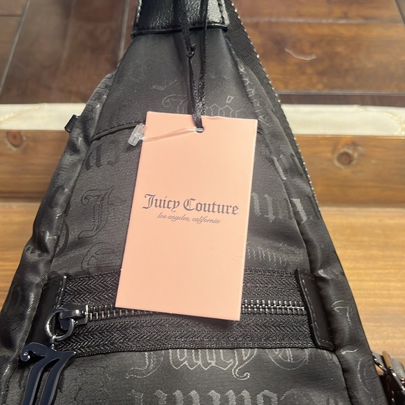 Brand new super cute and stylish Juicy couture sling/crossbody - Picture 10 of 11